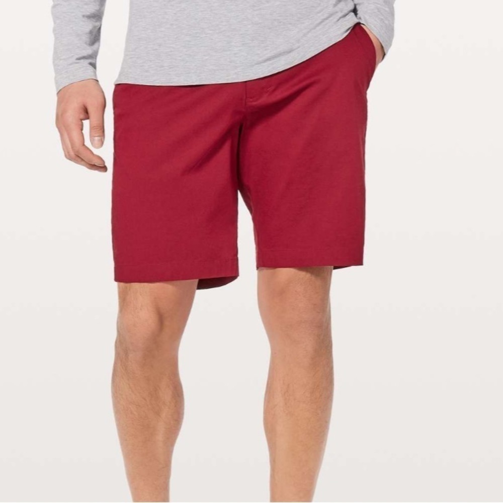 Lululemon Commission Short Slim chino Oxblood